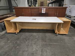 lot 15766 image: Kids Rolling Computer Desk With Side Tables