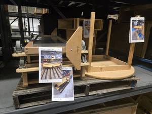 lot 23654 image: Kids Chair Stands, End Table, Mirrors