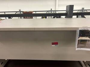 lot 15752 image: White Student Desk