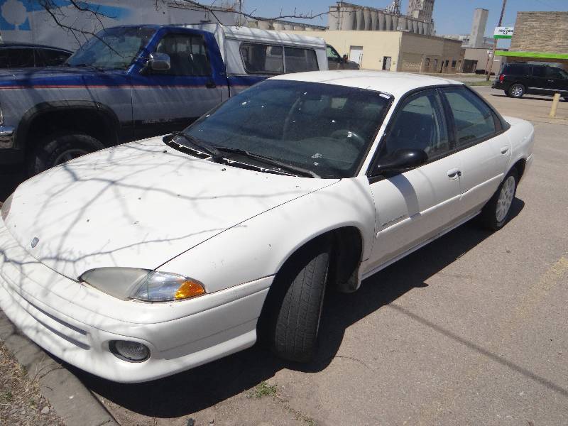 lot 550 image: 1997 Dodge Intrepid  RunsDrives- Clear Kansas Title