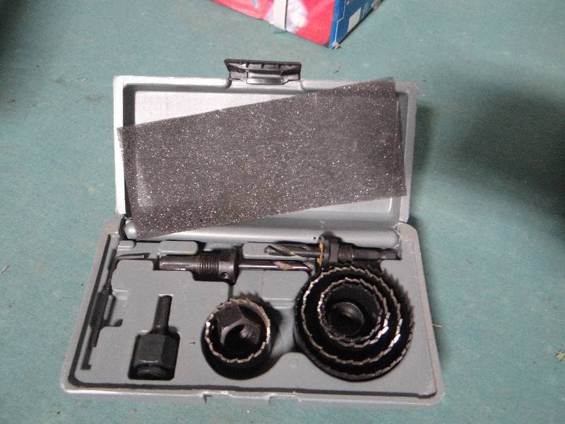 lot 598 image: Hole saw kit in case- New