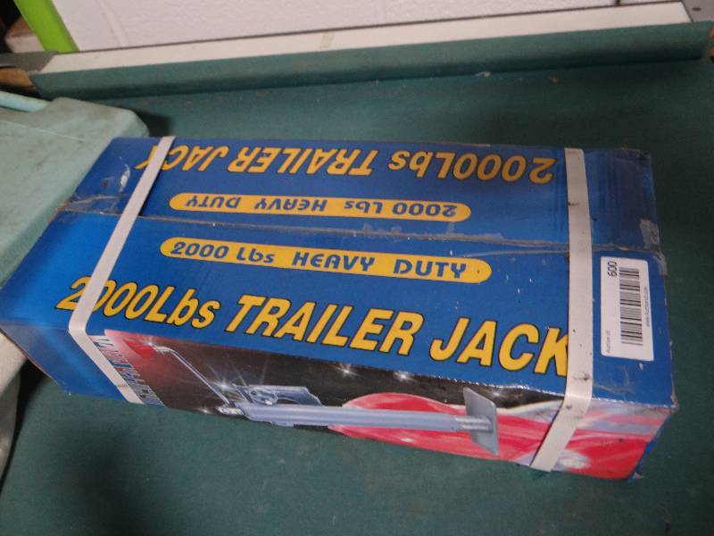 lot 600 image: 2000 lb trailer jack- New in box