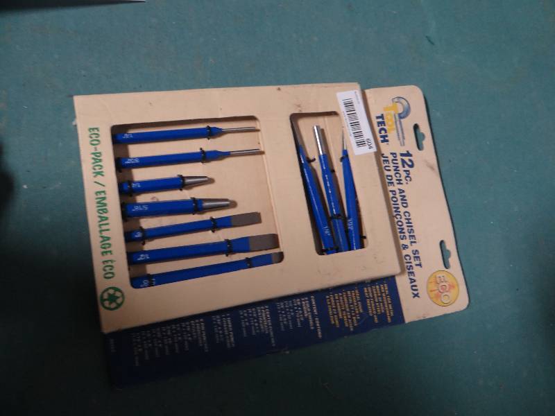 lot 604 image: 12 pc punch & chisel set in box- New