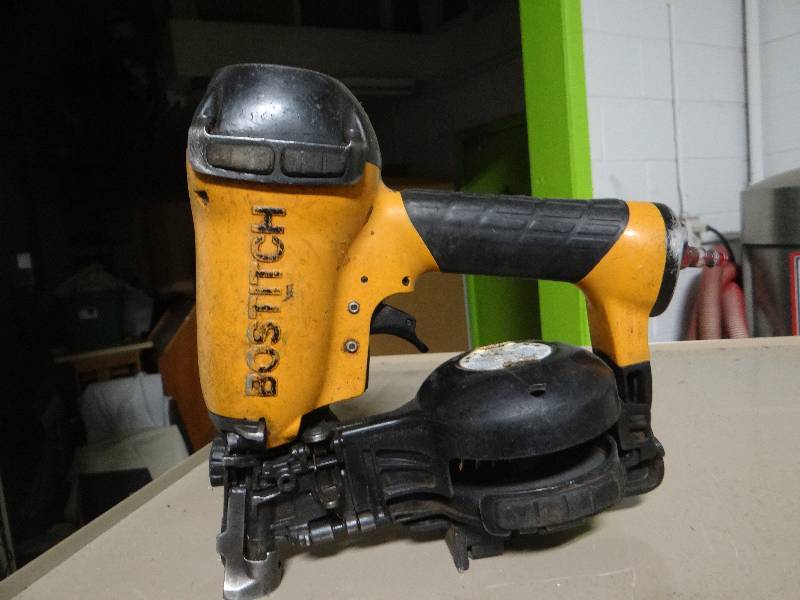 lot 638 image: Bostitch coil nailer