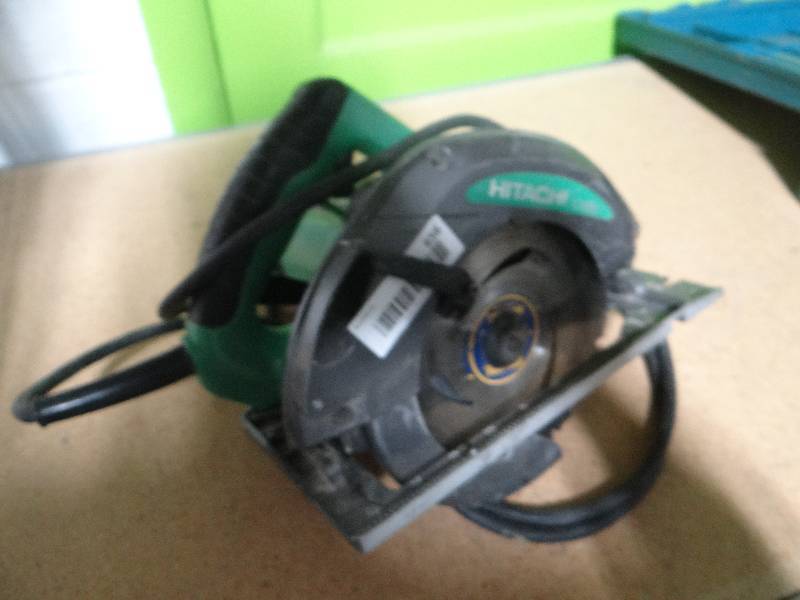 lot 656 image: Hitachi 7-14  circular saw