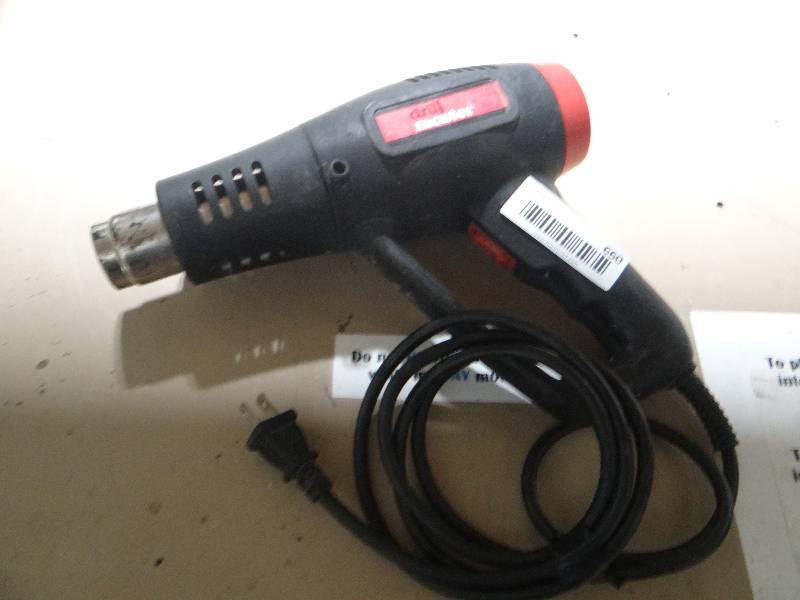 lot 660 image: Drill master heat gun