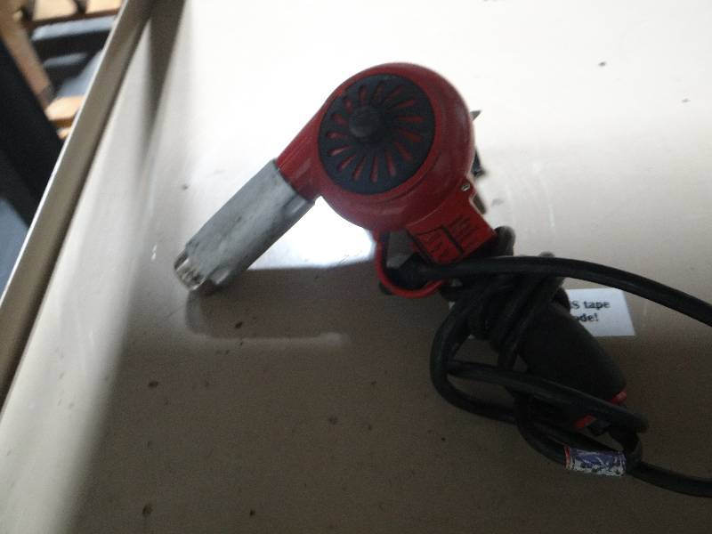 lot 670 image: Heat gun