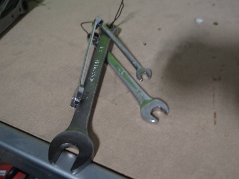 lot 676 image: Lot of wrenches
