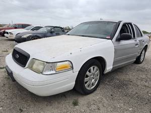 lot 24234 image: 2007 Ford Crown Vic, SILVER