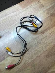 lot 10308 image: Auxiliary cord