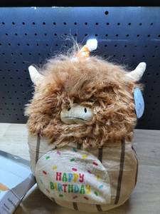 lot 3291 image: Happy birthday plushie