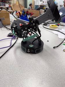 lot 7750 image: 3D-Printed Desk-Mounted Frisbee Shooters (Geeks for Kids Edition)