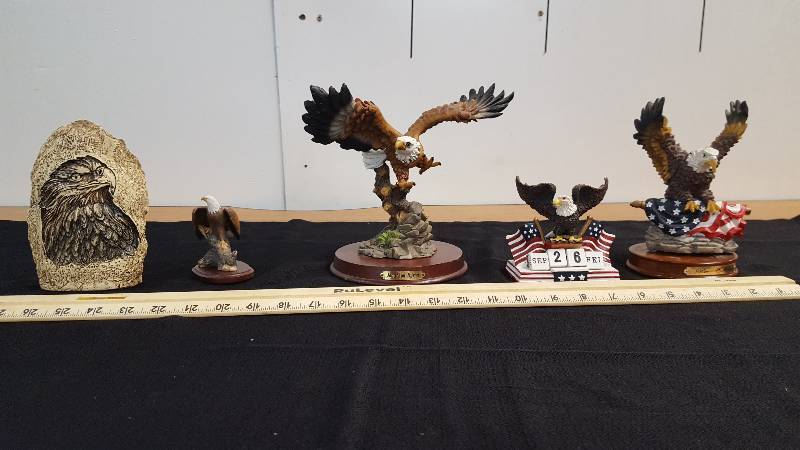 lot 7006 image: Eagle Decor Lot of Figurines and Other
