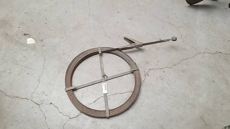 lot 7054 image: Metal Rodder- FIsh Tape