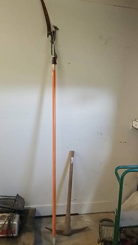 lot 7040 image: Pickaxe and Pole Saw