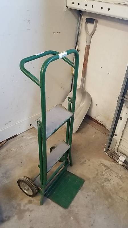 lot 7038 image: Hand Truck Dolly - Harper Brand- Converts to Step Ladder