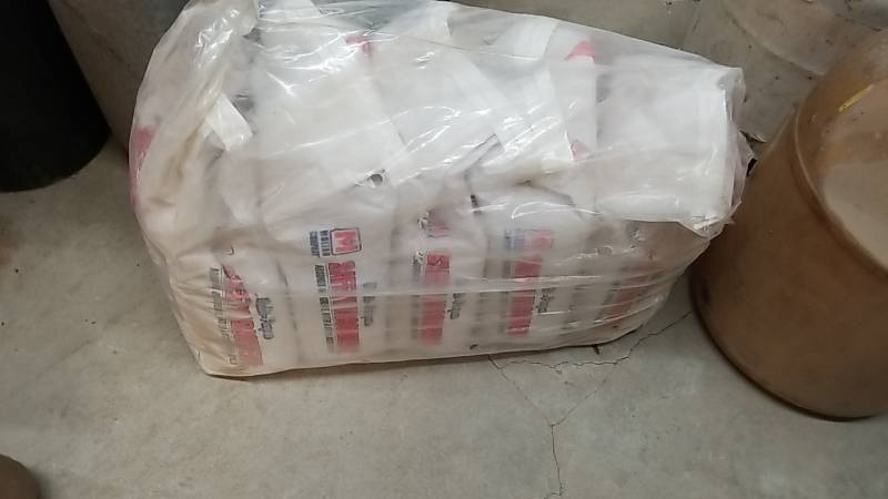 lot 7065 image: Safety Absorber- 5 bags of NEW Floor Sweep