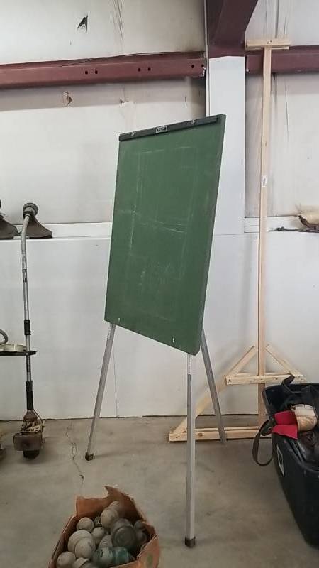 lot 7072 image: Optivix- Portable Metal Chalkboard