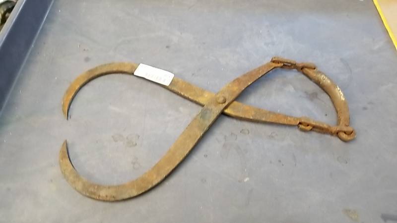 lot 7021 image: Vintage Ice Tongs