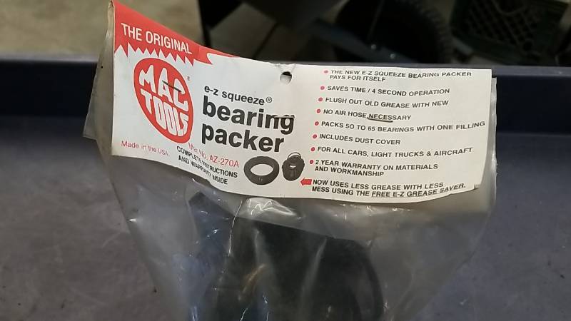 lot 7100 image: MAC Tools- Bearing Packer- New