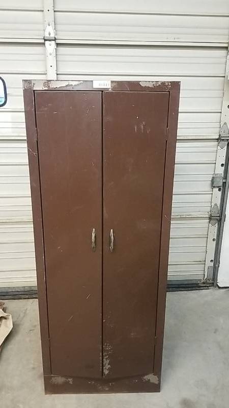 lot 7152 image: Metal Shop Cabinet- 2 Door- Locker Style