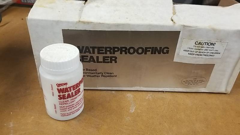 lot 7168 image: 11 Bottles Waterproof Sealer