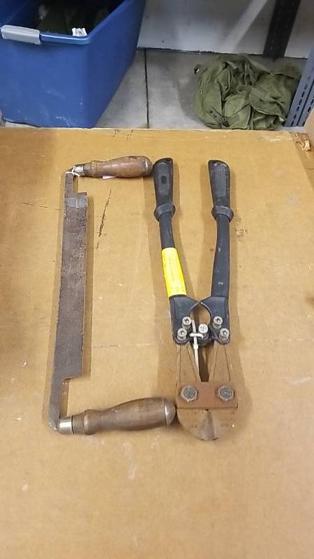 lot 7170 image: Bolt Cutters and Scrape Knife