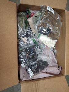 lot 77231 image: Box of Clothes