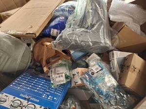 lot 77227 image: Pallet of Not Bid OnNot Picked Up Items