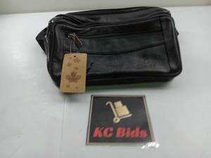 lot 34848 image: Fenick Black Leather Multi-Compartment Fanny Pack