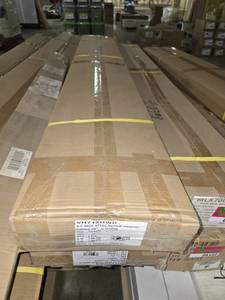 lot 6537 image: Case - 3.5in Steel Vertical Headrails