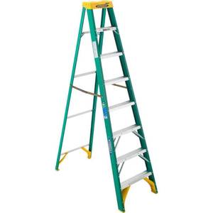 lot 6569 image: (1) 8 FG STEPLADDER WPAIL SHELF II - Retail $335.7
