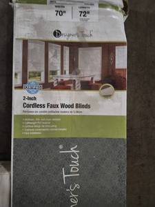 lot 14558 image: (1) Designers Touch, Cordless Faux Wood Blinds (70x72)