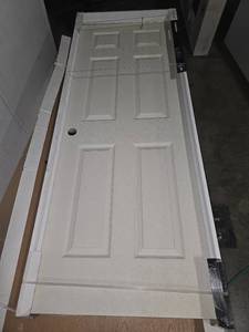 lot 6590 image: Masonite 6-Panel Interior Door - White