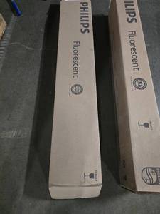 lot 6699 image: Box of (36) GE 32Watt DAY PRO Florescent Bulbs - Retail $132.54