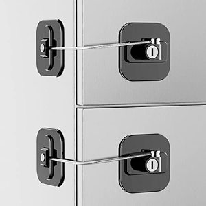 lot 7058 image: Refrigerator Lock with Key, Fridge Locks,Lock for Fridge Freezer, Cabinets and Drawers, Air Oven Air Fryer, Closets, Windows, 2 Pack Refrigerator Lock with 4 Keys(Black)