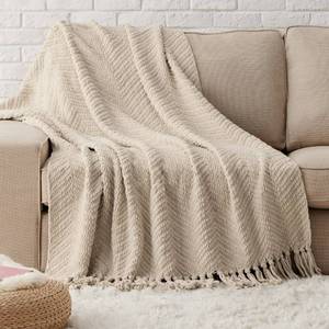 lot 7132 image: Bedsure Throw Blankets for Couch - Textured Chunky Knit Woven Chenille Blanket - Super Soft, Warm Decorative Boho Throw with Tassels for Bed, Sofa and Living Room Decor, Taupe, 50x60 Inches