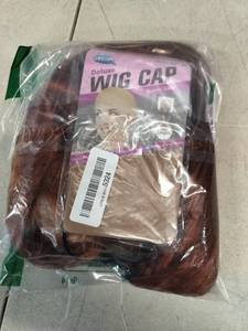 lot 8187 image: Dream Deluxe Wig with Cap