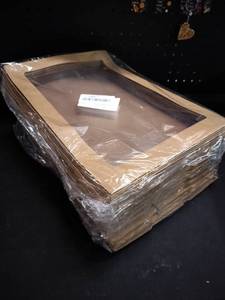 lot 9399 image: Set Of 10 Kraft Boxes With A See Through Lid