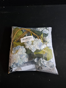 lot 12418 image: Artificial Light Blue Hydrangea Stems with Leaves
