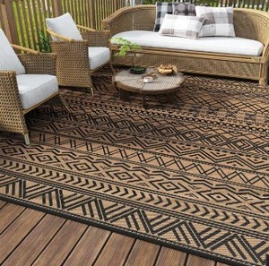 lot 1842 image: Woven Outdoor Mat with Geometric Pattern