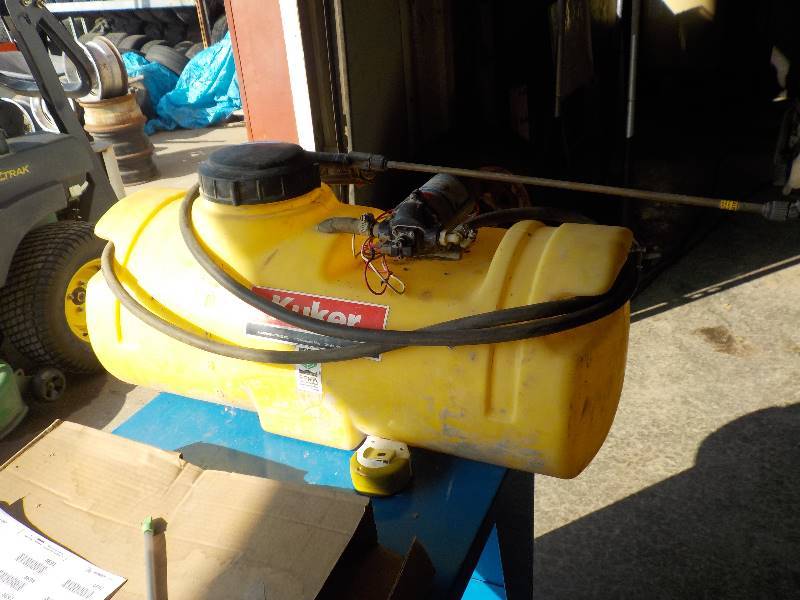 lot 4690 image: Kuker 15 gallon eletric sprayer