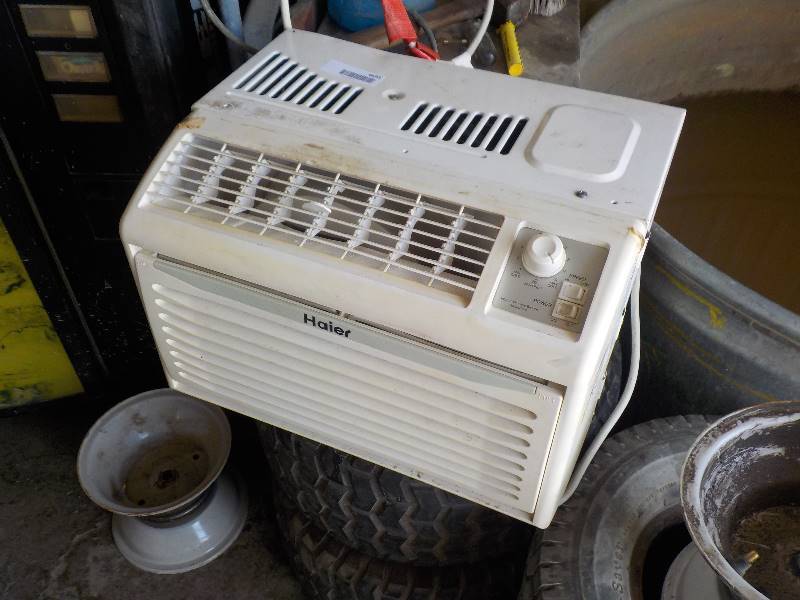 lot 4693 image: Haier 6000 btu AC untit