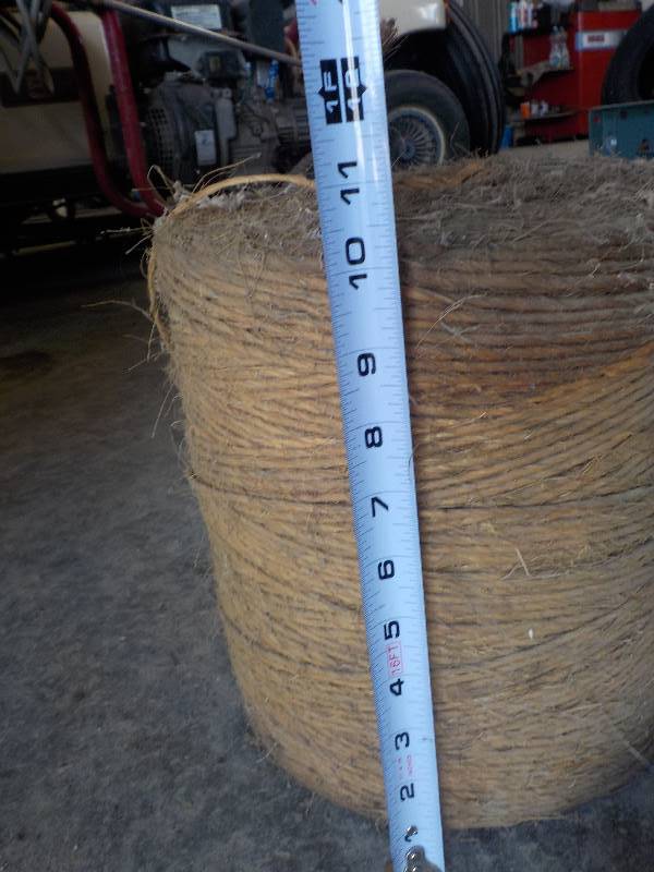 lot 4707 image: Roll of twine