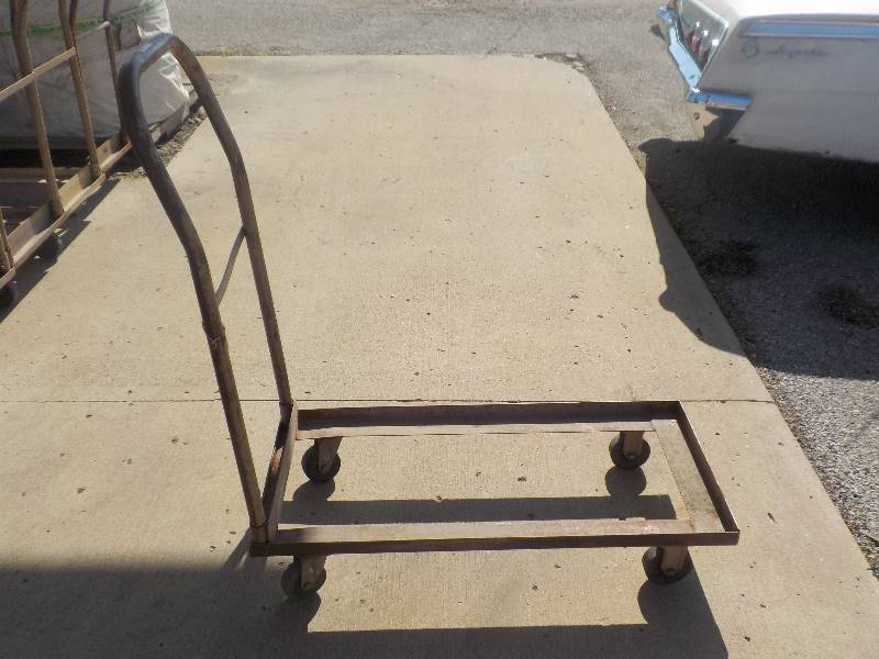 lot 4722 image: rolling metal dolly used for folding chairs