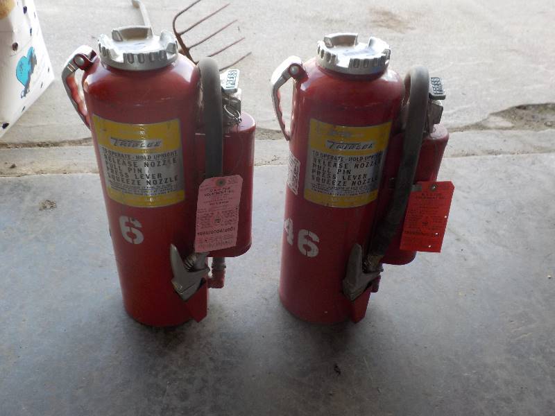 lot 4776 image: 2 triplex dry chemical fire extuingishers