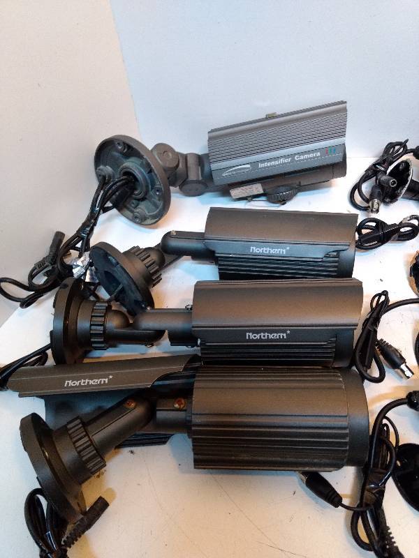 lot 649 image: Camera Set