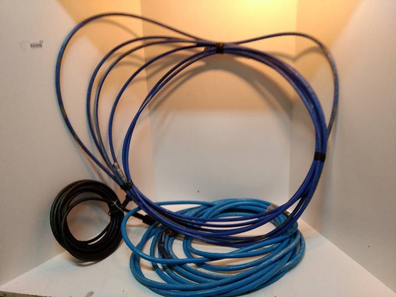 lot 664 image: Hoses