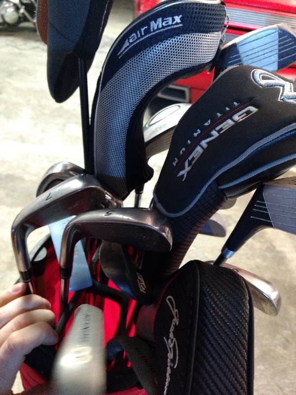 lot 684 image: Golf Clubs