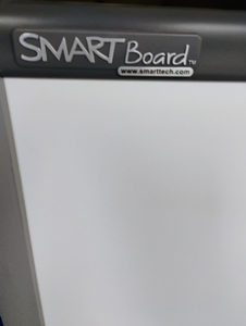 lot 911 image: SMART Board Interactive Whiteboard by SMART Technologies 43 x 55 in